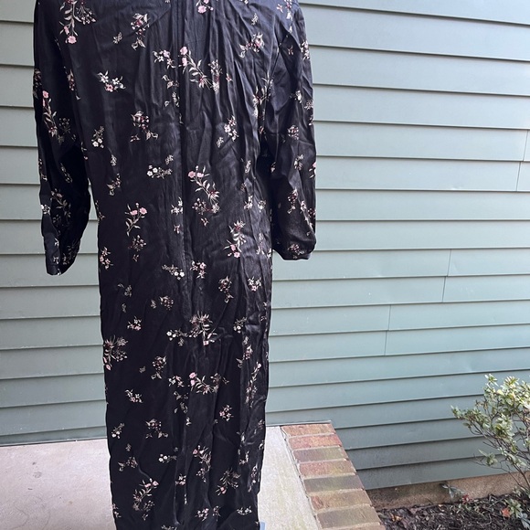 Gorgeous JJill Black Flowered Dress - Picture 2 of 5